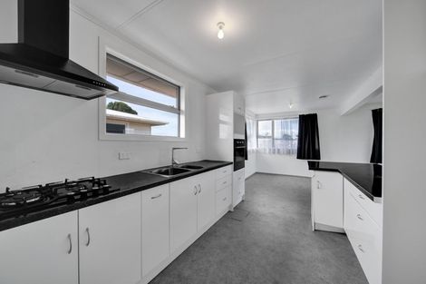 Photo of property in 34 Hume Street, Waitara, 4320