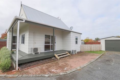 Photo of property in 12 Beadle Place, St Andrews, Hamilton, 3200