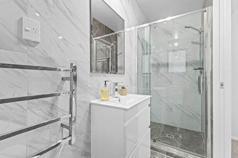 Photo of property in 1c Dreadon Road, Manurewa, Auckland, 2102