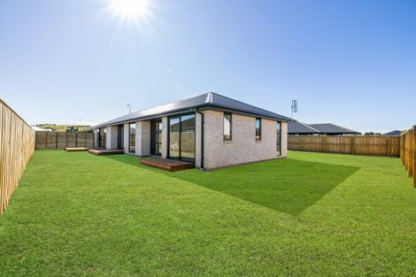 Photo of property in 38 Hilton Drive, Amberley, 7410