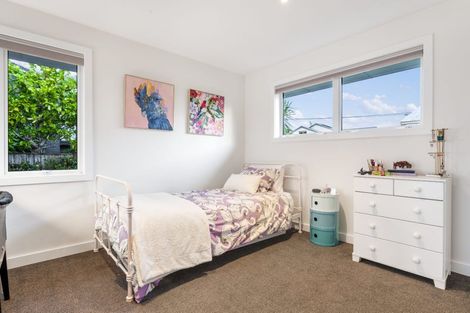 Photo of property in 2/11 Hart Road, Hauraki, Auckland, 0622