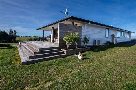 Photo of property in 64 Cameron Road, Hillend, Balclutha, 9272