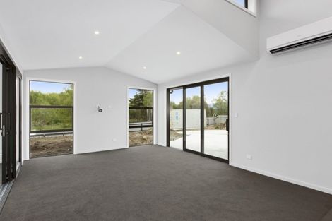 Photo of property in 1 Nore Street, Waihola, Milton, 9073