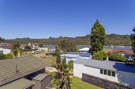 Photo of property in 2a Sarah Avenue, Whitianga, 3510
