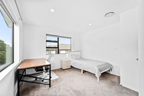 Photo of property in 10 Highway View Lane, Schnapper Rock, Auckland, 0632