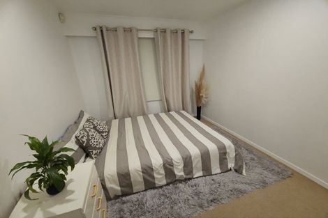 Photo of property in 14 Lees Grove, Wainuiomata, Lower Hutt, 5014