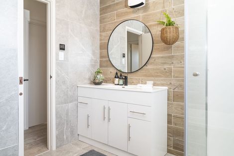 Photo of property in 10 Ludlow Place, Parklands, Christchurch, 8083