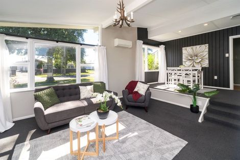 Photo of property in 20 Apollo Parade, Milson, Palmerston North, 4414