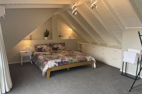 Photo of property in 10 Pamir Place, Welcome Bay, Tauranga, 3112