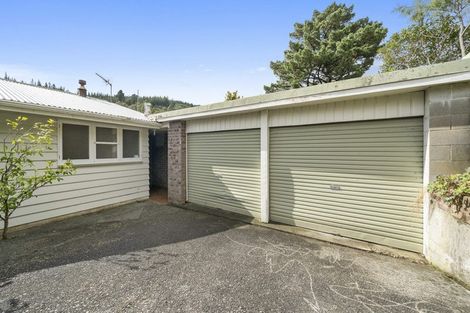 Photo of property in 239 Plateau Road, Te Marua, Upper Hutt, 5018