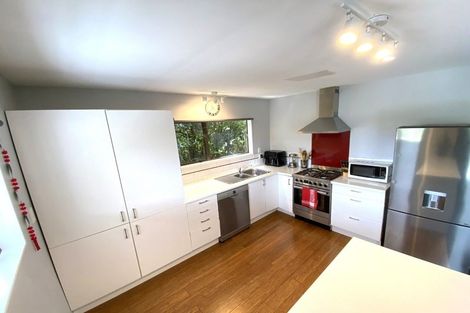 Photo of property in 3 Cassis Place, Crofton Downs, Wellington, 6035