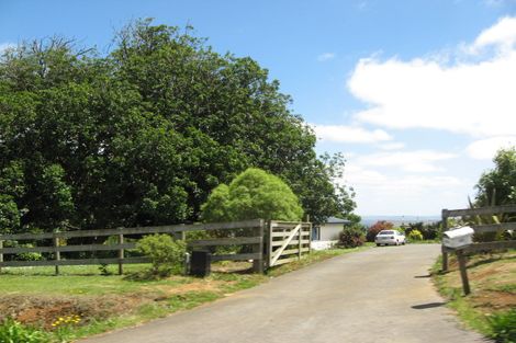 Photo of property in 63 Paparata Road, Bombay, 2675