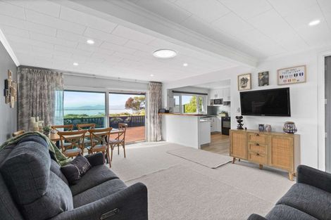 Photo of property in 77 Trewavas Street, Motueka, 7120