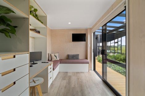 Photo of property in 49 Honey Road, Otaua, 2683