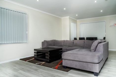 Photo of property in 47 Matata Drive, Takanini, 2112