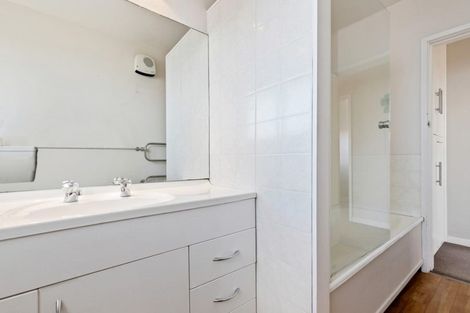 Photo of property in 1/19 Raxworthy Street, Ilam, Christchurch, 8041