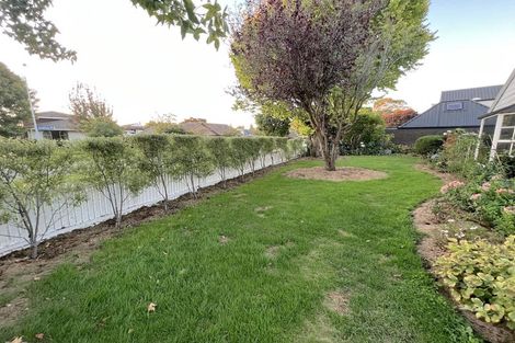 Photo of property in 12 Sayers Crescent, Ilam, Christchurch, 8041