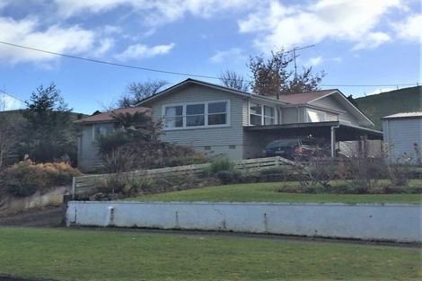 Photo of property in 55 Goldfinch Street, Taihape, 4720