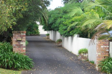 Photo of property in 43 View Road, Campbells Bay, Auckland, 0630