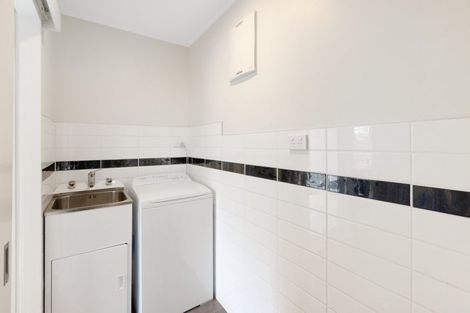 Photo of property in 6 Pokapu Place, Bethlehem, Tauranga, 3110