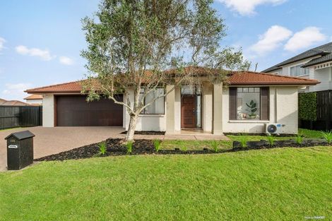 Photo of property in 115 Cyril French Drive, Flat Bush, Auckland, 2016