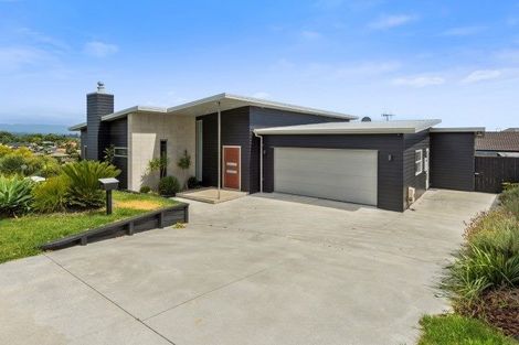 Photo of property in 33 Siemonek Rise, Bethlehem, Tauranga, 3110