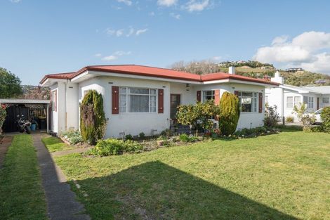 Photo of property in 3 Arapiki Road, Stoke, Nelson, 7011
