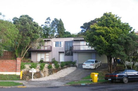 Photo of property in 16 Makepiece Place, Chatswood, Auckland, 0626