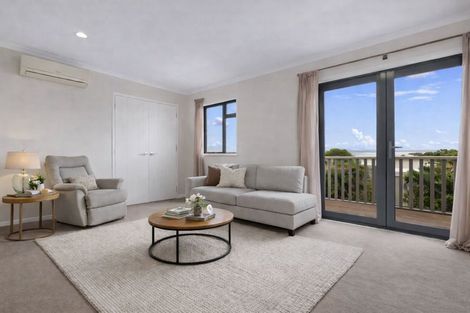 Photo of property in 86 Tiri Road, Tindalls Beach, Whangaparaoa, 0930