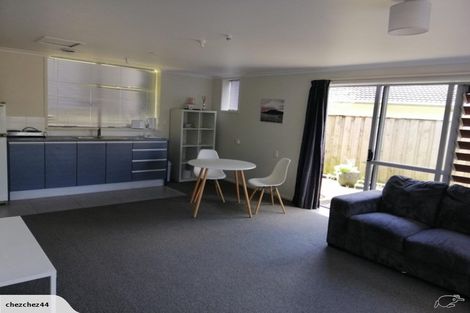 Photo of property in 110 Weatherly Road, Torbay, Auckland, 0630