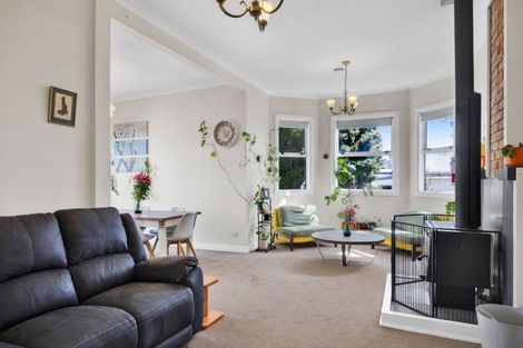Photo of property in 35 Cordelia Street, Stratford, 4332