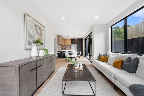 Photo of property in 7/8 Bennett Road, Pakuranga, Auckland, 2010