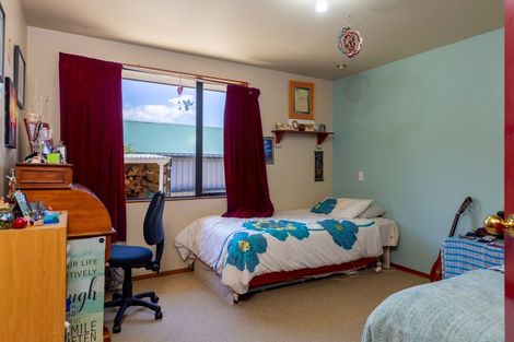 Photo of property in 14 Admiralty Place, Waikawa, Picton, 7220