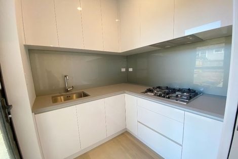 Photo of property in 42c Letterkenny Place, Blockhouse Bay, Auckland, 0600