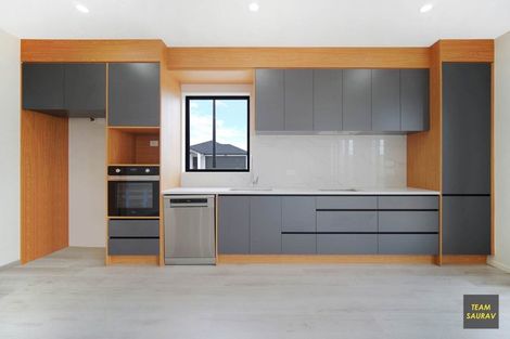 Photo of property in 20 Ihi Place, Karaka, 2578