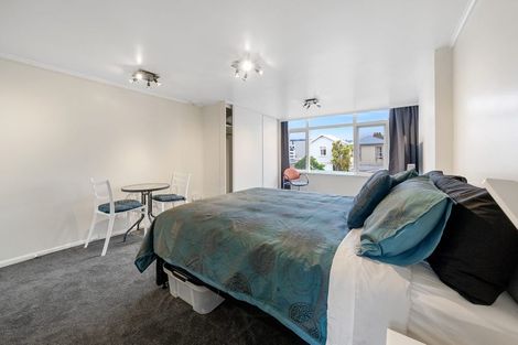 Photo of property in 2 Moncrieff Street, Mount Victoria, Wellington, 6011