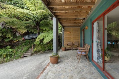 Photo of property in 770 Queen Charlotte Drive, Havelock, Picton, 7281