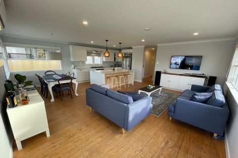 Photo of property in 20 Glendene Avenue, Glendene, Auckland, 0602