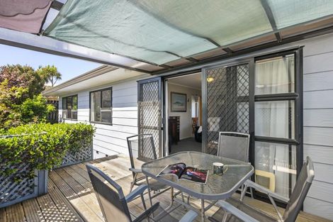 Photo of property in 2/25 Abercrombie Street, Howick, Auckland, 2014