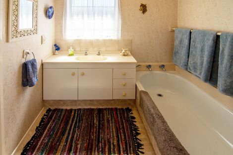 Photo of property in 14 Fraser Street, Masterton, 5810