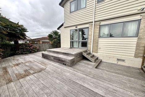 Photo of property in 1/41 Butley Drive, Farm Cove, Auckland, 2012