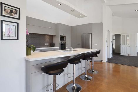 Photo of property in 5 Redhaven Place, Bethlehem, Tauranga, 3110