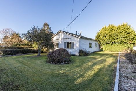 Photo of property in 16 Nancy Street, Takapau, 4203