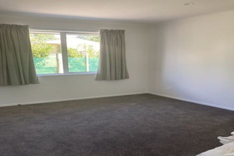 Photo of property in 27 Railway Terrace, Ohau, Levin, 5570