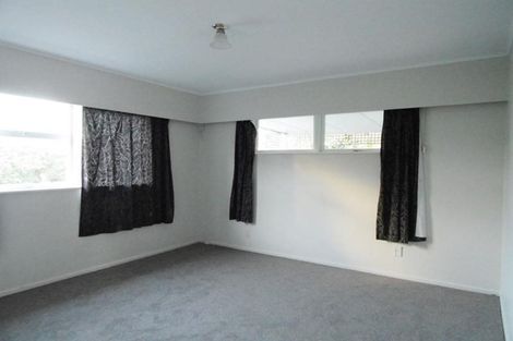 Photo of property in 8 Merchant Avenue, Te Atatu South, Auckland, 0610