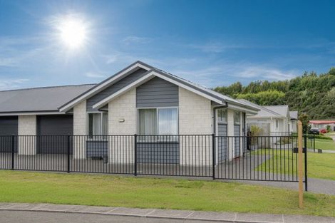 Photo of property in 54 Pakanga Grove, Pyes Pa, Tauranga, 3112
