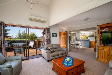 Photo of property in 1 Craig Place, Bridge Hill, Alexandra, 9320