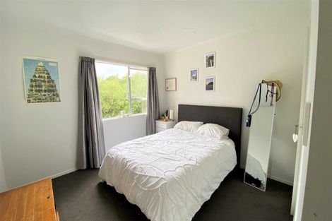 Photo of property in 27 Malters Place, Browns Bay, Auckland, 0630