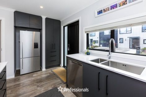 Photo of property in 24 Reakes Crescent, Wallaceville, Upper Hutt, 5018