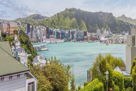 Photo of property in Alto Apartments, 2a/22 Telford Terrace, Oriental Bay, Wellington, 6011